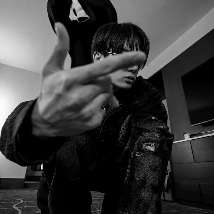 Фото поста канала ищу сп друзей ᵛⁱʳᵗ