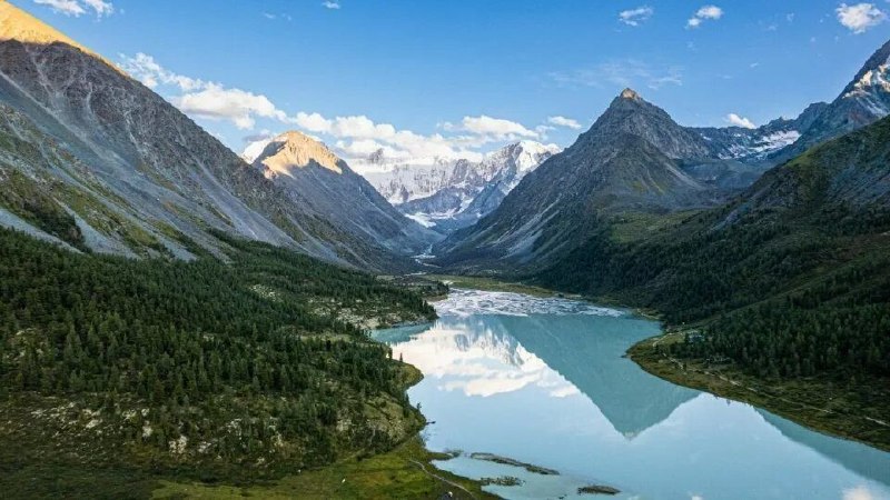 Фото поста канала  Бабка знает всё!